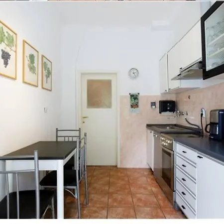 Apartman M&i Apartment